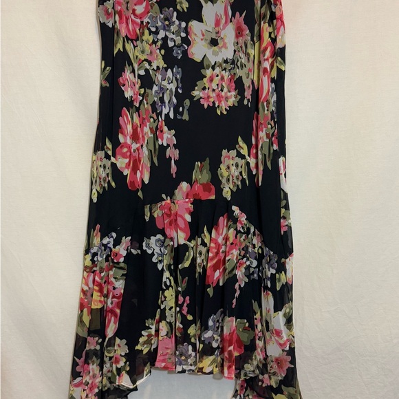 E-153 Lola P. Black & Red Floral Elastic Waist Lined Maxi Skirt Size L - Picture 4 of 10